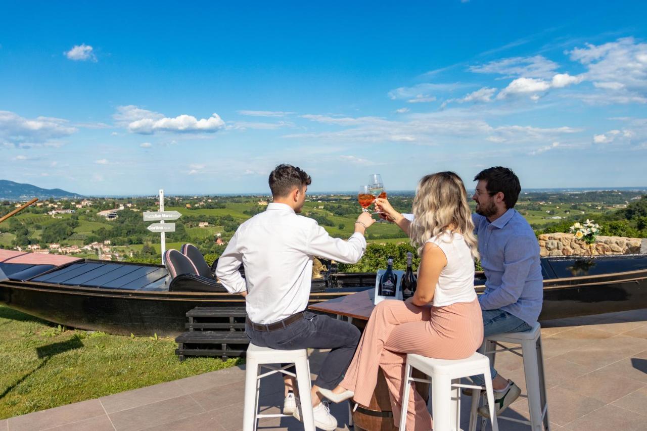 Villa Del Poggio Prosecco Bike Hotel San Pietro Di Feletto Eksteriør billede